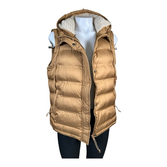 Arizona Womens Puffer Vest Juniors size L color golden pore-loved - Picture 1 of 10